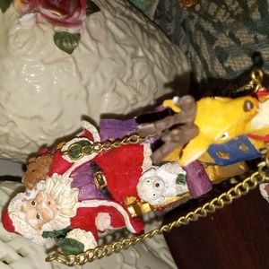 Santa w Sled & puppy